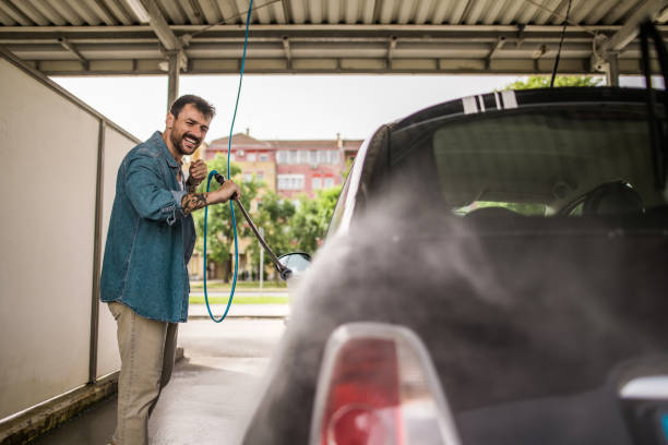 Best Garage Pressure Washing  in Heritage Village, CT